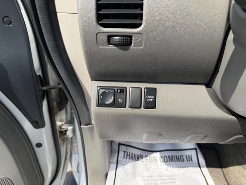 Used 2005 Nissan Frontier SE w/ (P01) Power Pkg AWD/4WD image 37