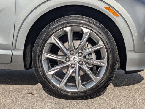 Used 2024 Buick Encore GX Avenir w/ Avenir Technology Package image 13