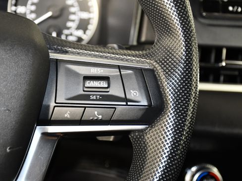 Used 2024 Mitsubishi Outlander ES AWD/4WD image 21