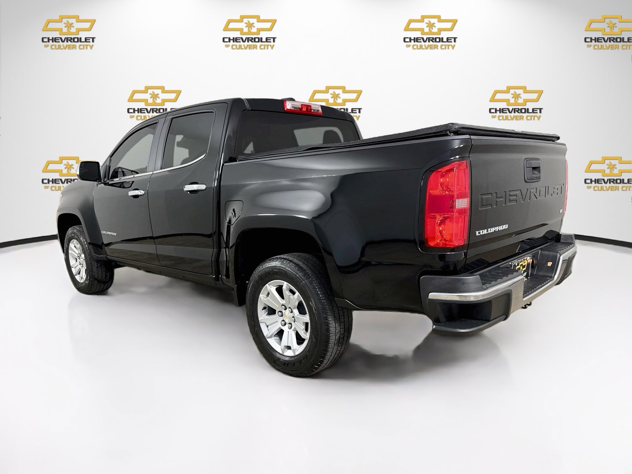 Used 2021 Chevrolet Colorado LT w/ Chrome Appearance Package RWD image 6