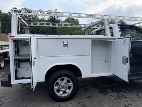 Used 2016 Ford F250 XL w/ XL Appearance Package AWD/4WD image 21