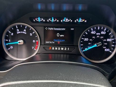 Used 2019 Ford F250 XLT w/ Snow Plow Prep Package AWD/4WD image 16