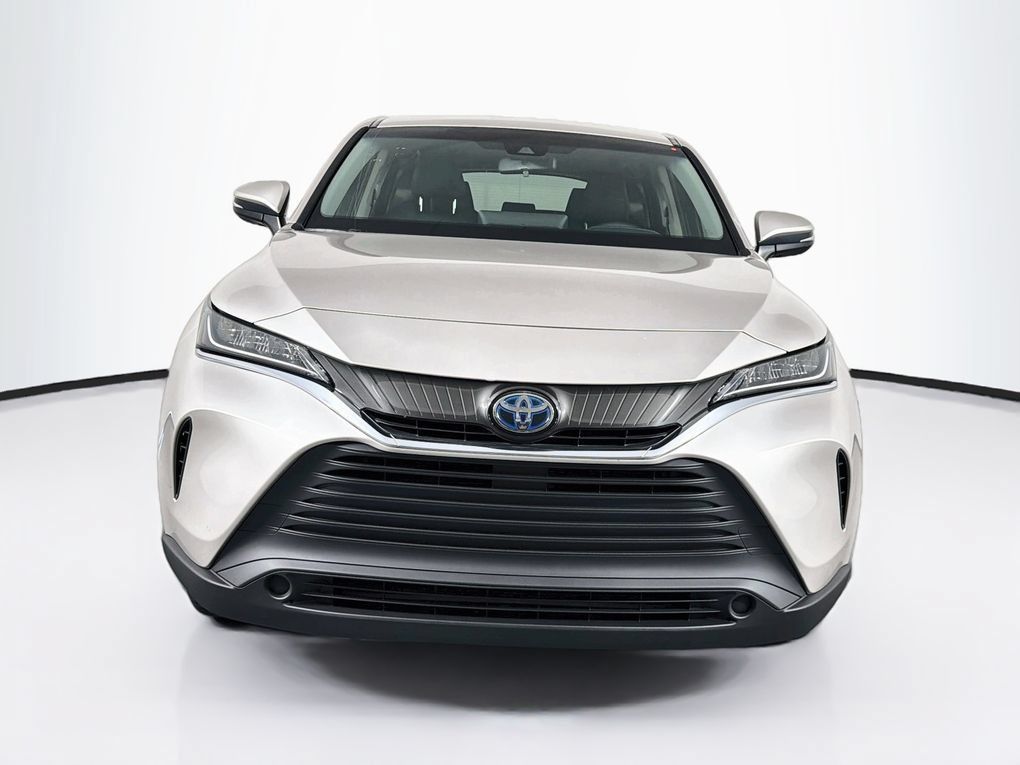 Used 2021 Toyota Venza LE AWD/4WD image 2