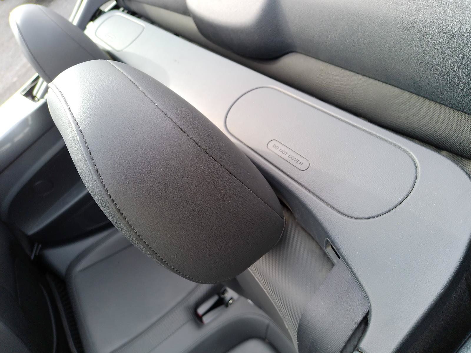 Used 2014 Volkswagen Beetle 2.5 FWD image 21