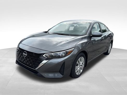 Used 2025 Nissan Sentra S FWD image 7
