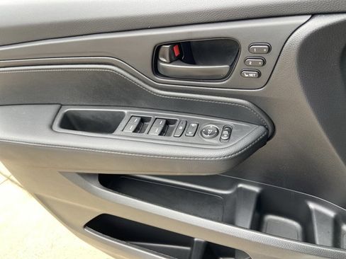 Used 2025 Honda Odyssey Sport-L image 51