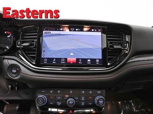 Used 2024 Dodge Durango R/T AWD/4WD image 12