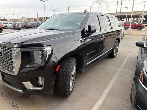 Used 2021 GMC Yukon XL Denali w/ Denali Ultimate Package image 2
