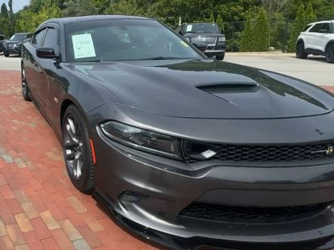 Used 2023 Dodge Charger Scat Pack w/ Harman/Kardon Audio Group RWD image 5