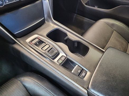 Used 2018 Honda Accord Sport image 26