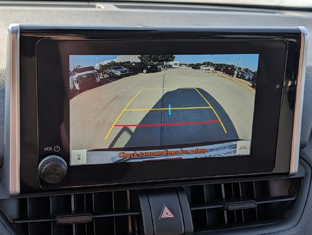 Certified 2025 Toyota RAV4 XLE AWD/4WD image 17