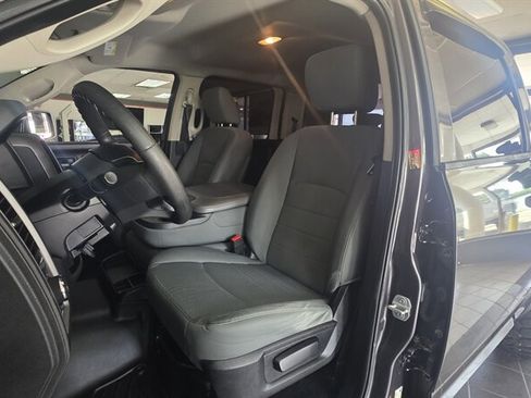 Used 2014 RAM 1500 Express AWD/4WD image 12