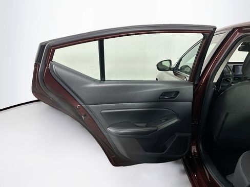 Used 2024 Nissan Altima 2.5 SV image 24