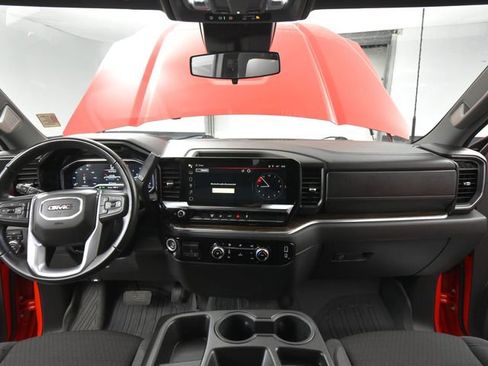 Used 2024 GMC Sierra 2500 SLE image 26