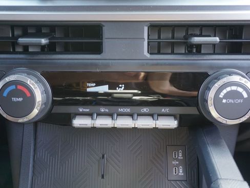 New 2026 Toyota 4Runner SR5 AWD/4WD image 12