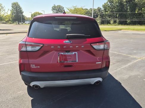 Certified 2020 Ford Escape SE FWD image 5