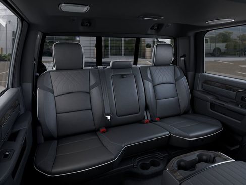 New 2026 RAM 2500 Limited AWD/4WD image 16