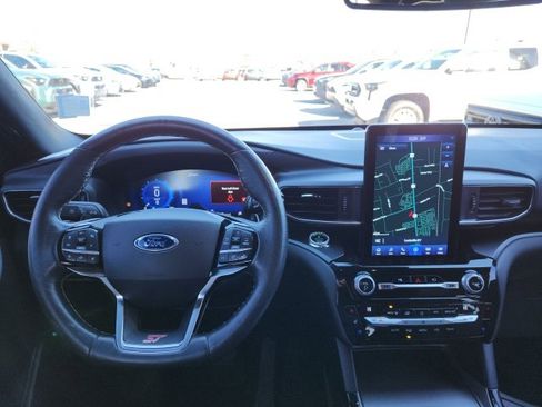 Used 2021 Ford Explorer ST w/ ST Street Pack image 13
