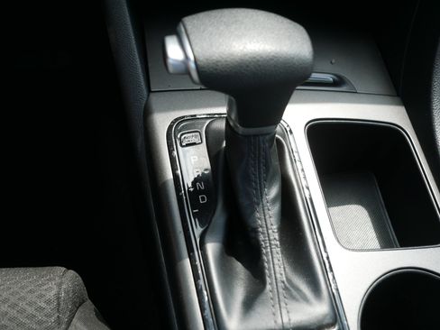 Used 2016 Kia Optima LX w/ Option Group 014 FWD image 24