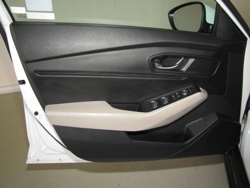 Certified 2023 Honda Accord EX image 10