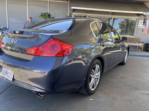 Used 2011 INFINITI G37 Journey w/ Premium Pkg RWD image 8