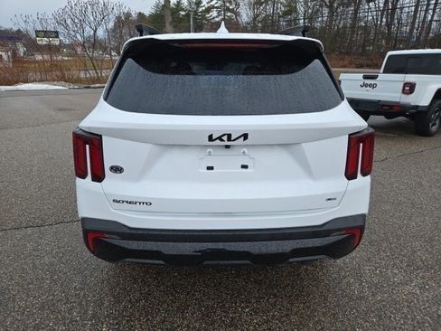 Used 2026 Kia Sorento SX image 4