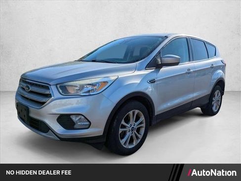 Used 2019 Ford Escape SE AWD/4WD image 1