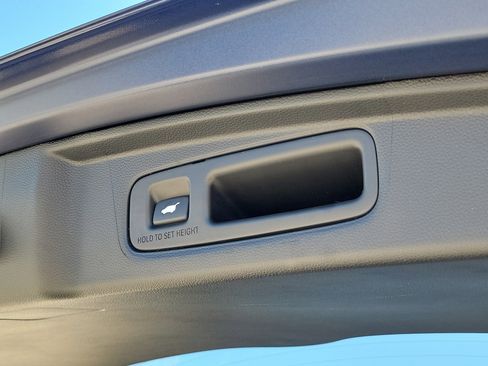 Used 2025 Honda CR-V Sport-L image 12