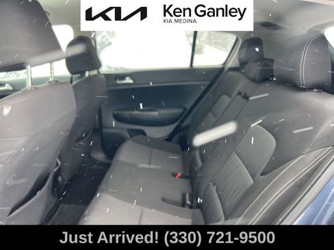 Used 2020 Kia Sportage LX image 10