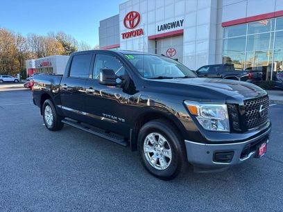 Used 2019 Nissan Titan SV w/ SV Convenience Package
