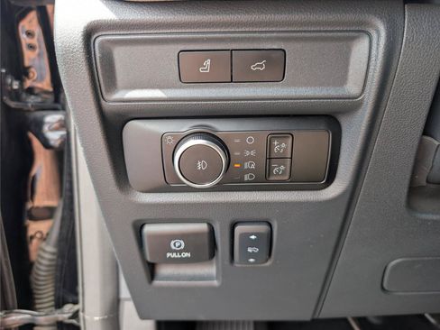 Used 2024 Ford Expedition Max Limited AWD/4WD image 28