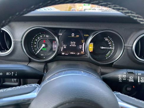 Certified 2023 Jeep Wrangler Unlimited Sahara w/ Cold Weather Group image 19