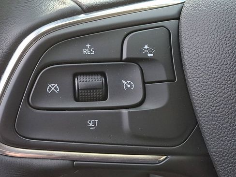Certified 2023 Buick Encore GX Preferred FWD image 22
