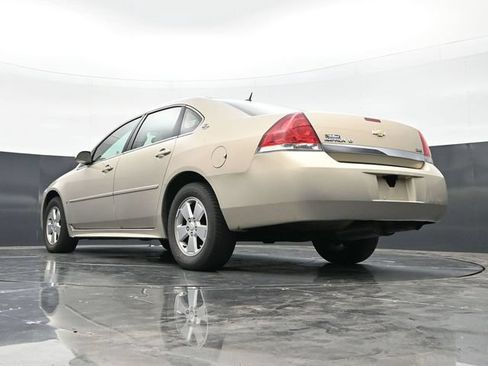Used 2009 Chevrolet Impala LT FWD image 43