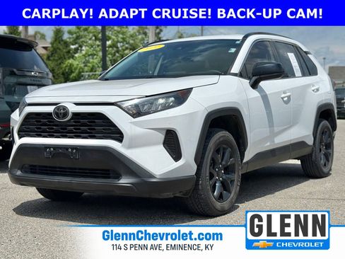 Used 2021 Toyota RAV4 LE FWD image 1