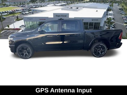 New 2026 RAM 1500 Big Horn AWD/4WD image 9