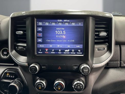 Used 2019 RAM 1500 Big Horn RWD image 19