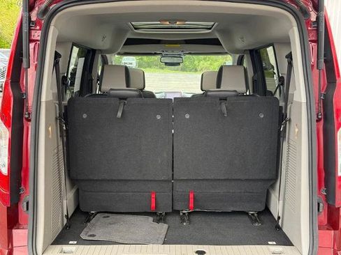 Certified 2019 Ford Transit Connect Titanium FWD image 4