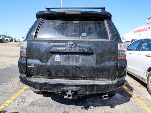 Used 2023 Toyota 4Runner SR5 Premium w/ Moonroof Package AWD/4WD image 14