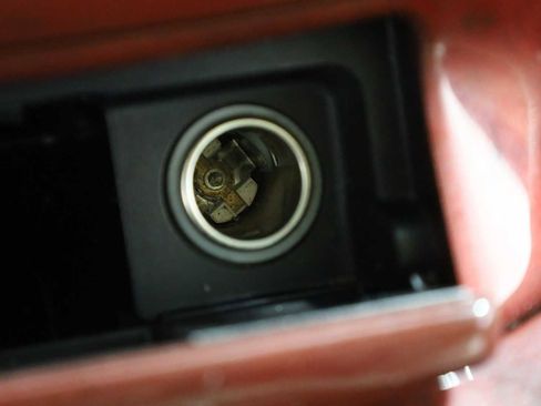 Used 2011 Lexus LS 460 w/ Comfort Pkg image 32