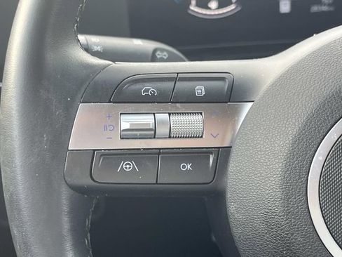Used 2024 Hyundai Kona SEL FWD image 26