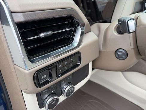 New 2026 GMC Yukon XL Denali w/ Sun & Power Step Package AWD/4WD image 21