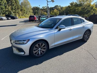 Used 2022 Volvo S60 B5 Inscription