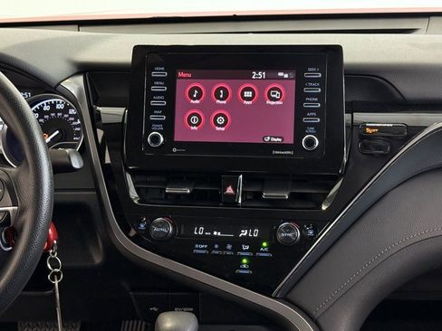 Used 2023 Toyota Camry LE image 20