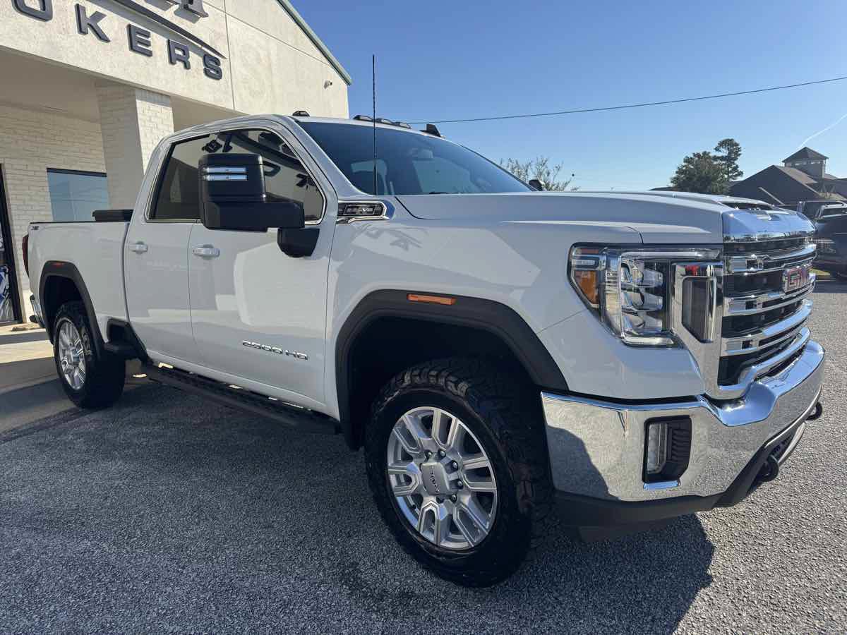 Used 2022 GMC Sierra 2500 SLE w/ SLE Value Package; AWD/4WD image 4