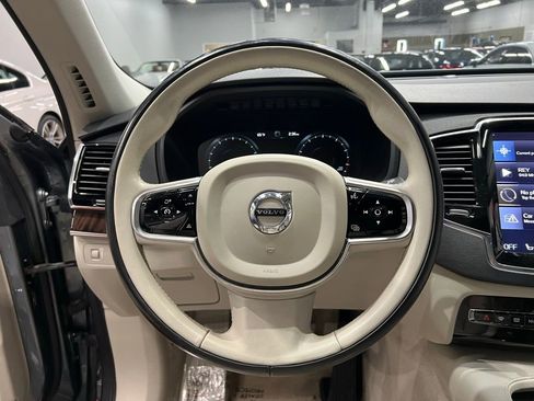 Used 2016 Volvo XC90 T6 Momentum AWD/4WD image 29