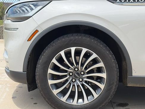 Used 2021 Lincoln Aviator Reserve w/ Class IV Trailer Tow Package AWD/4WD image 4