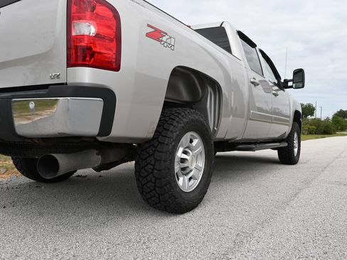 Used 2008 Chevrolet Silverado 2500 LTZ w/ Safety Package image 89