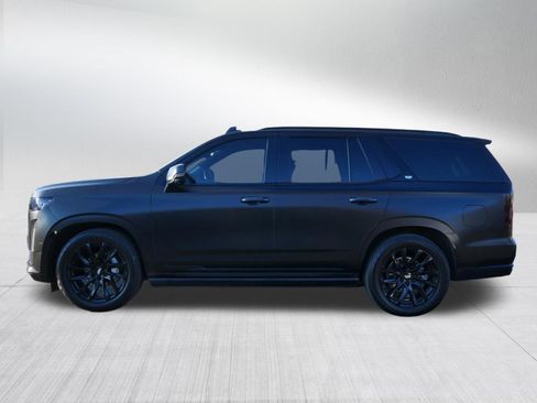 Used 2023 Cadillac Escalade Sport Platinum w/ LPO, ONYX Package image 4