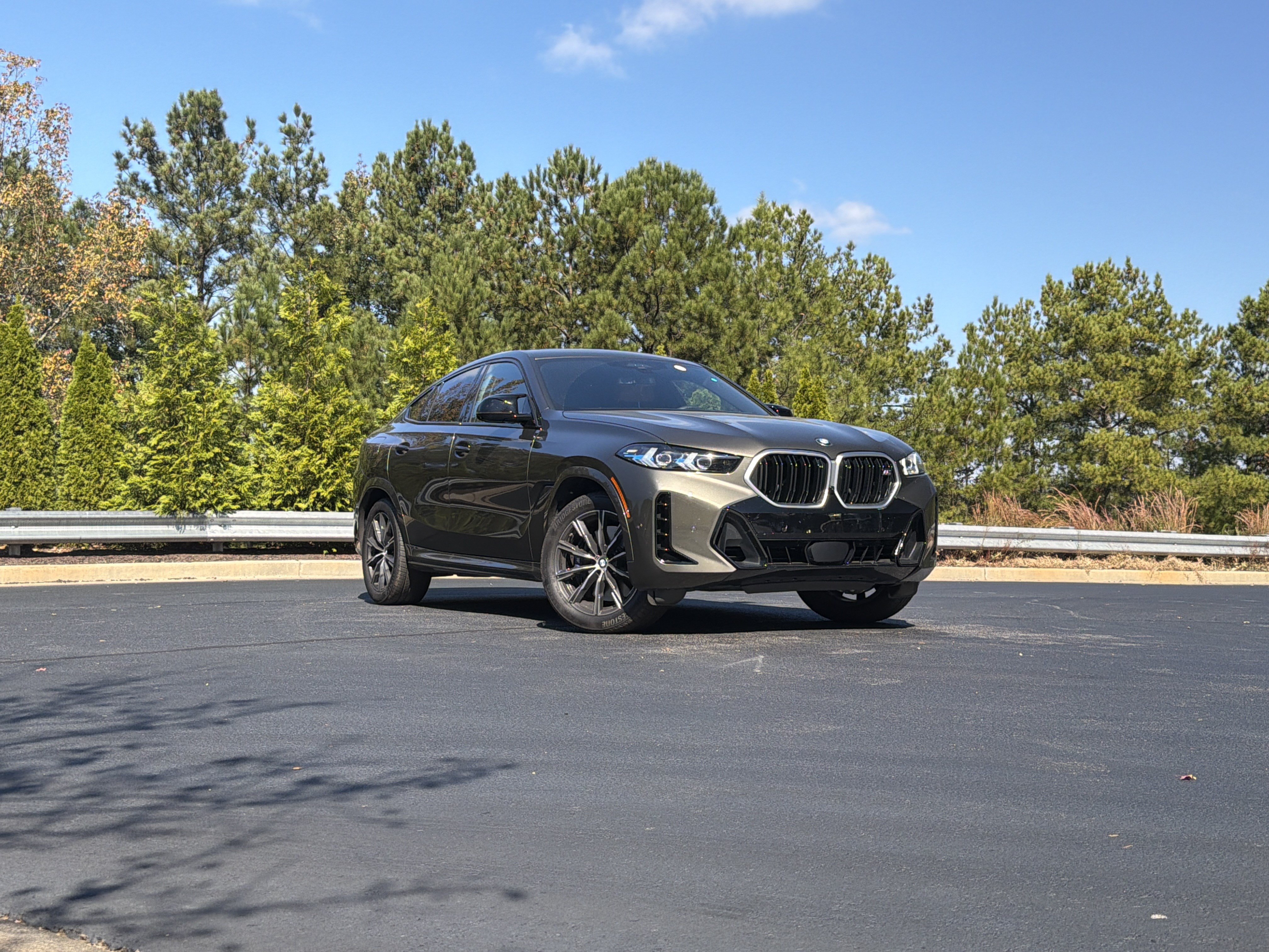 Used 2027 BMW X6 M60i AWD/4WD image 2